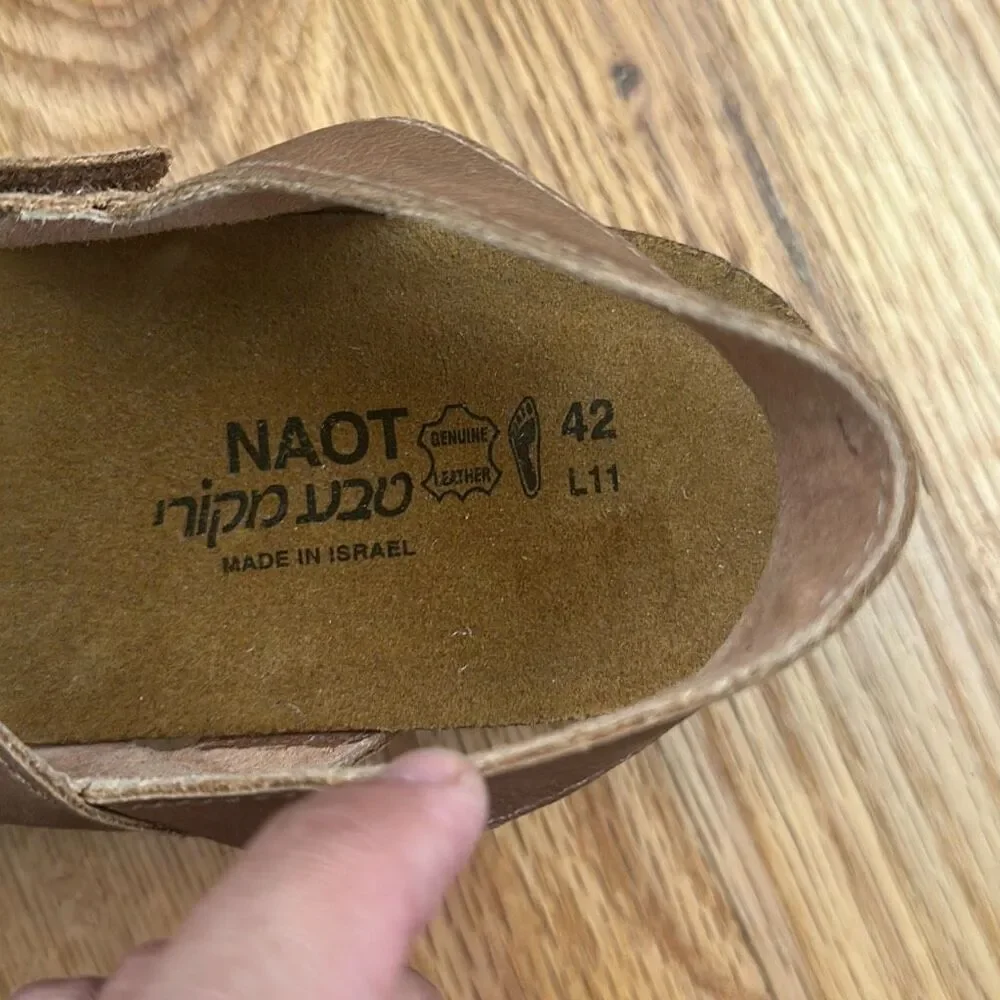 NAOT Footwear Krista Sandals Latte Brown/ Black Leather Women’s 42 - Picture 8 of 9